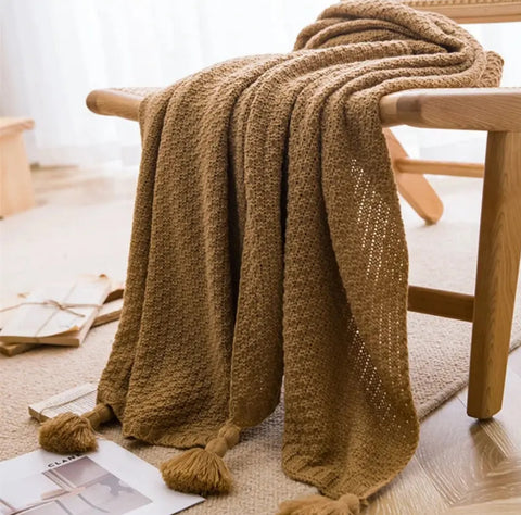 EnganDam Throw Blanket