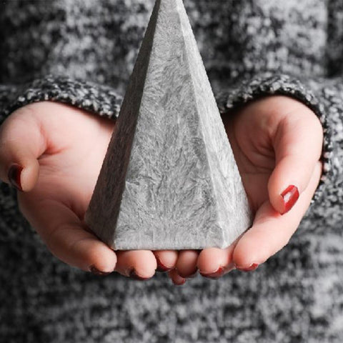 Luxury Cone Pentagonal Aromatherapy Candle - Hyggeh